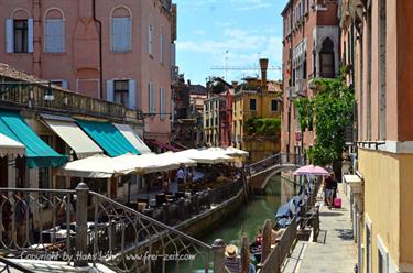 We explore Venice, DSE_8227_b_H490